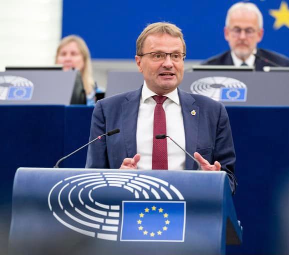 Plenardebatte zum Abhörskandal!
