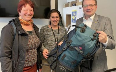 Ein Rucksack von Flüchtlingen als Exponat für das Haus der Europäischen Geschichte in Brüssel