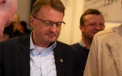 Was sind gerade die Schwerpunkte meiner Arbeit im Europaparlament? Wie wirkt sich meine Arbeit auf die Menschen „dahoam“ aus?