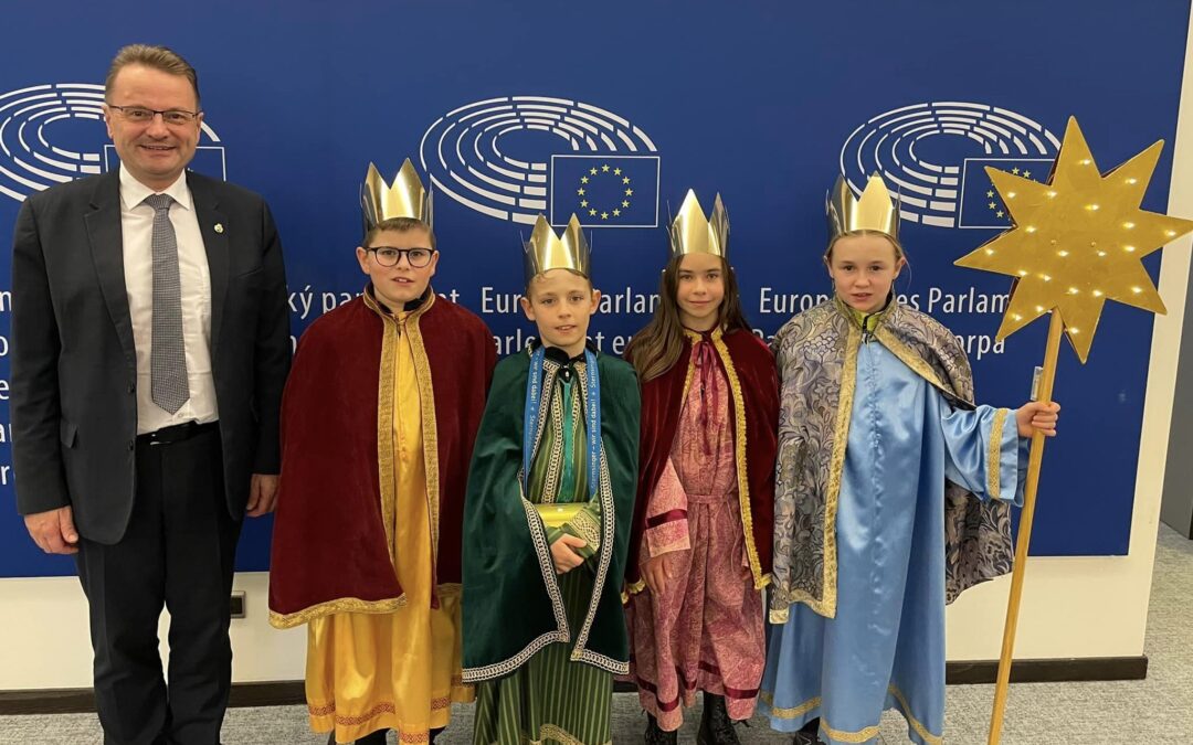 „Halleluja! Halleluja! Die heilig‘n Drei Kini san da.“ hieß es im Europäischen Parlament in Brüssel