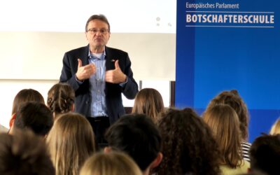 Get-together mit Botschafterschulen des Europäischen Parlaments aus Oberösterreich!